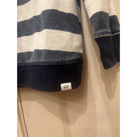 Baby Gap 3T Sweatshirt - Picture 3 of 4